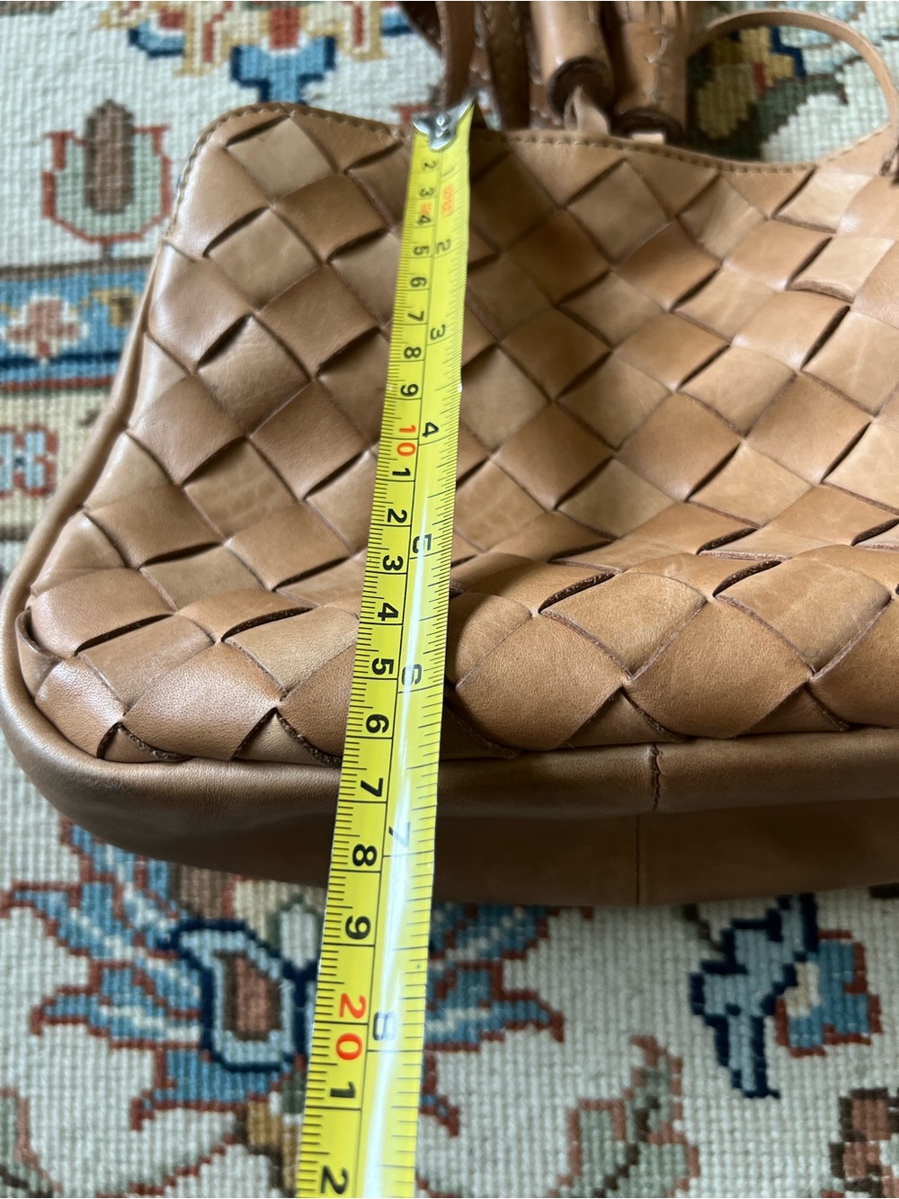 Vintage Woven Leather Crossbody Bag with Tassel - Tan - Picture 4 of 5